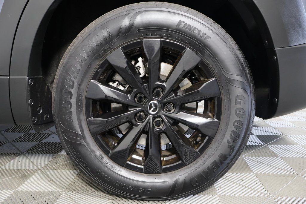 Thumbnail: 2025 Mazda CX-50 - 17