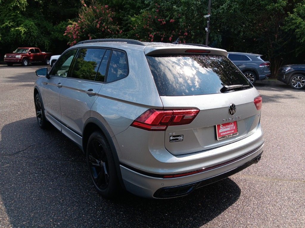 2024 Volkswagen Tiguan 2.0T SE R-Line Black 3