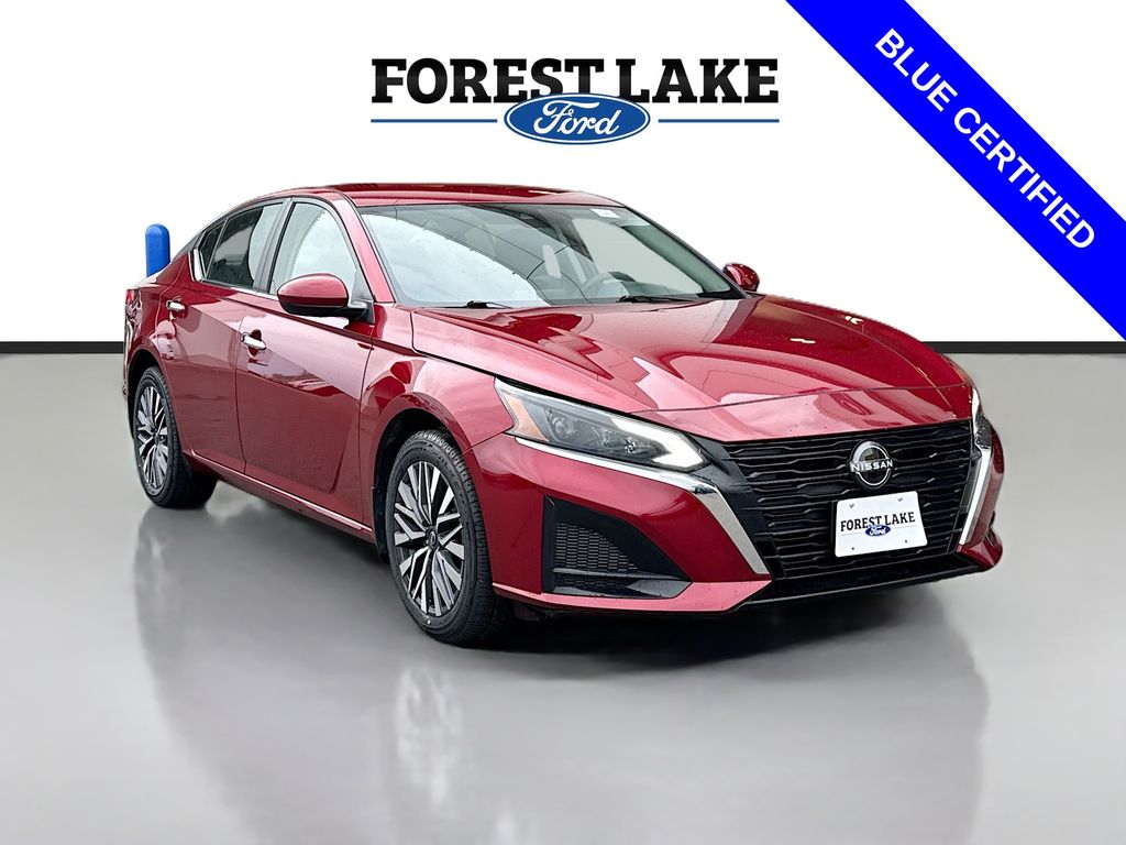 Red (Scarlet Ember Tintcoat) 2023 Nissan Altima Sedan All-Wheel Drive Continuously Variable Transmission