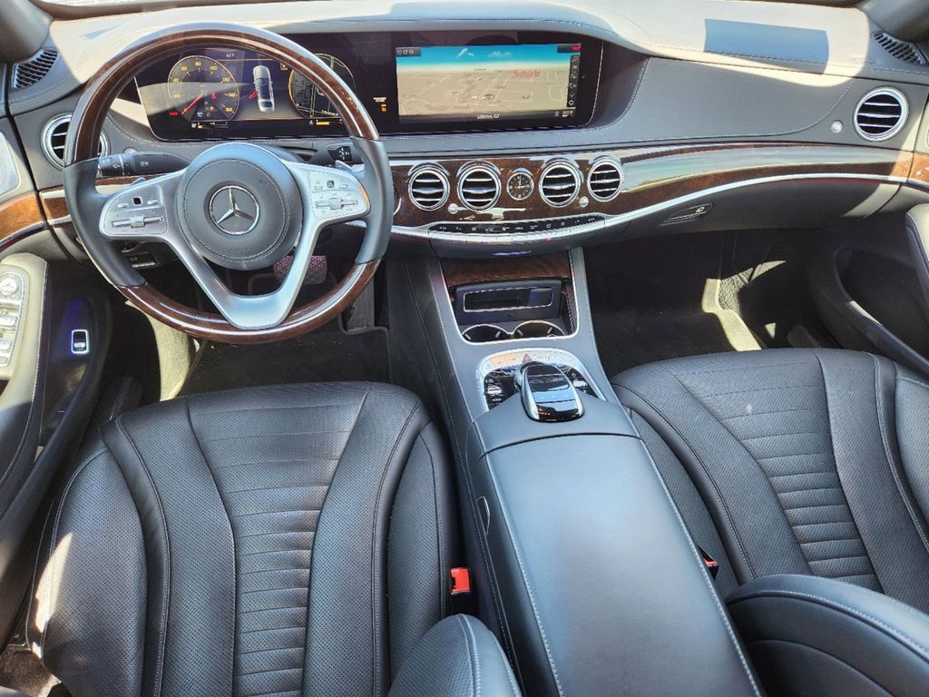 2018 Mercedes-Benz S-Class S 560 24