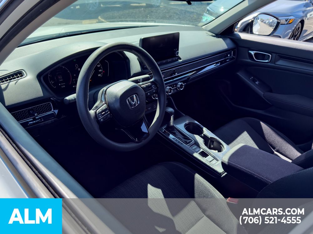 Used 2025 White Honda LX image 8