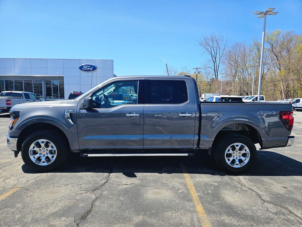 View vehicle photo 3