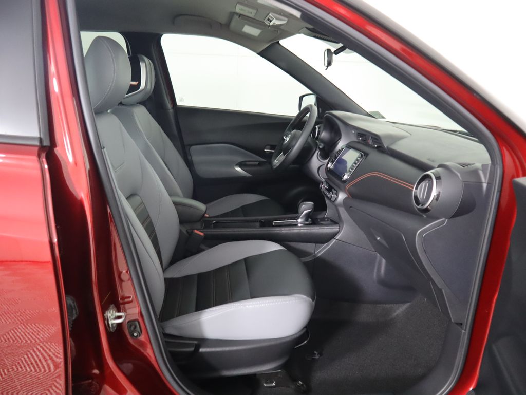 Thumbnail: 2023 Nissan Kicks - 20