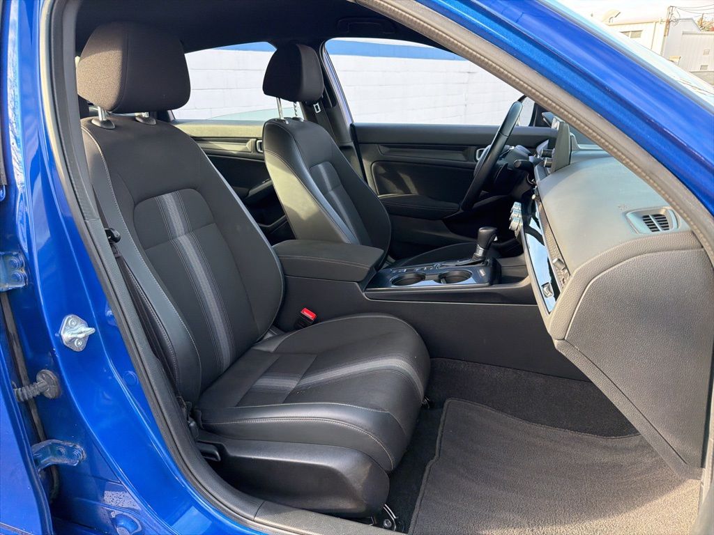 Thumbnail: 2023 Honda Civic - 24