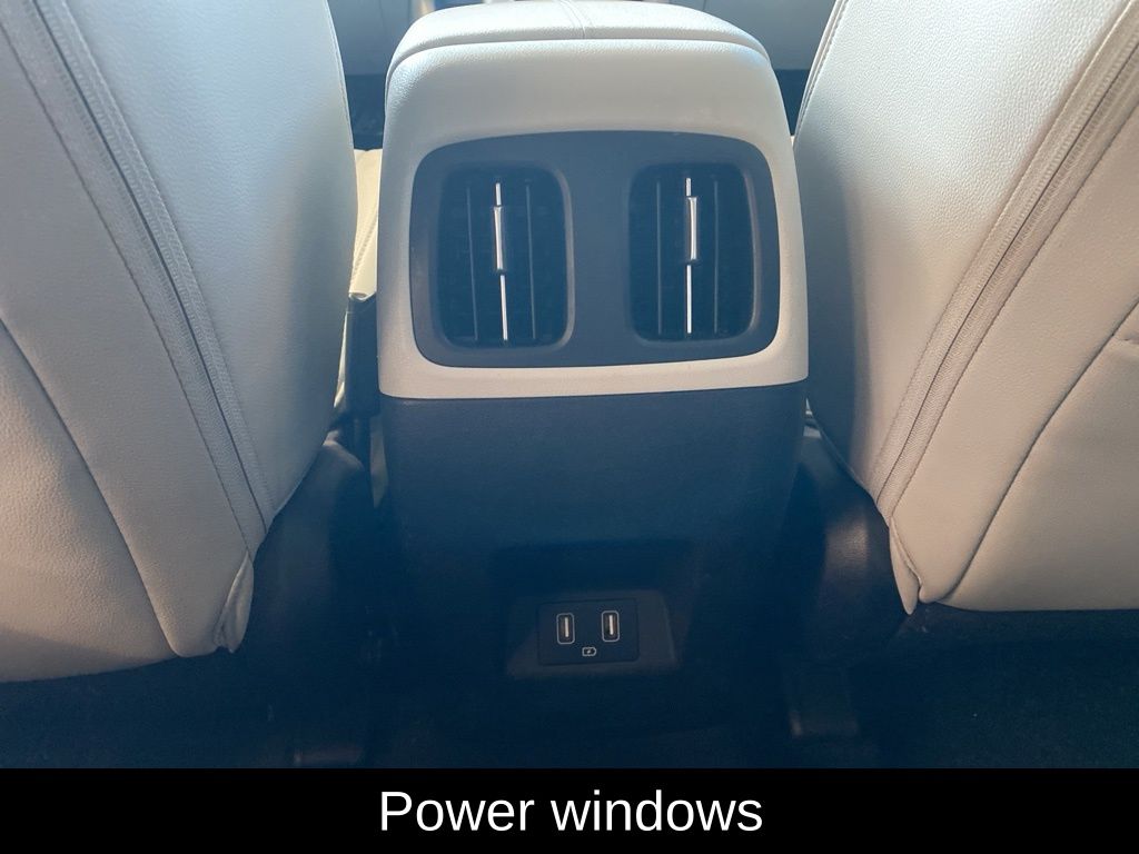 Used 2024 Gray Hyundai SEL image 13