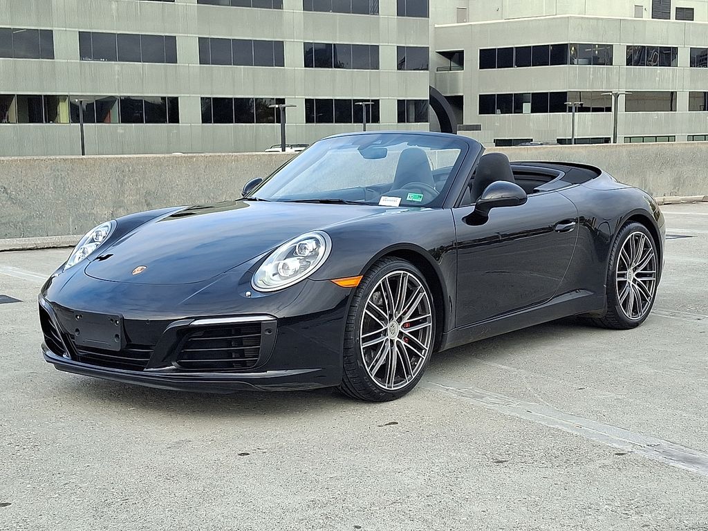 2017 Porsche 911 Carrera S -
                  Vienna, VA