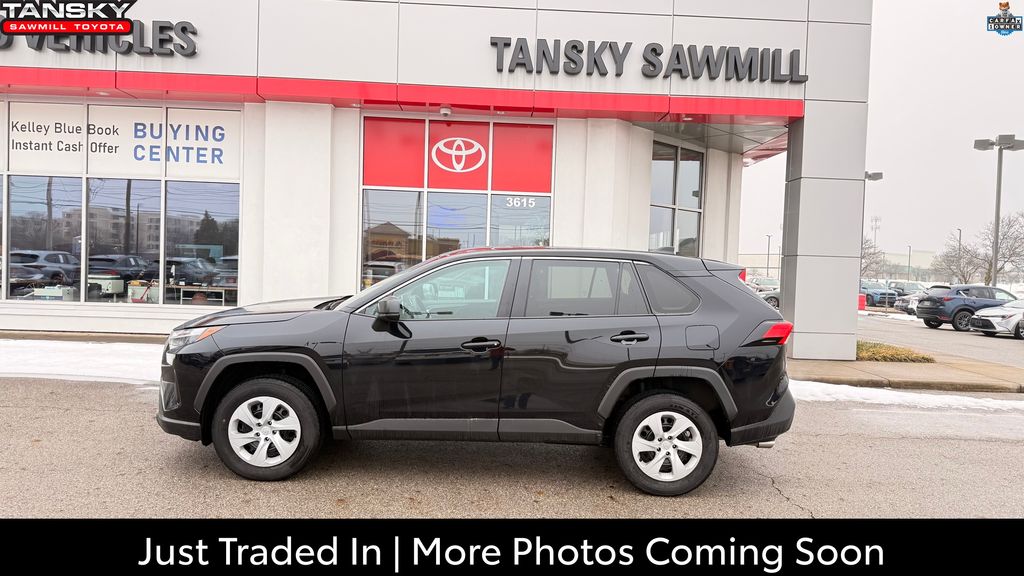 2024 Toyota RAV4 LE AWD