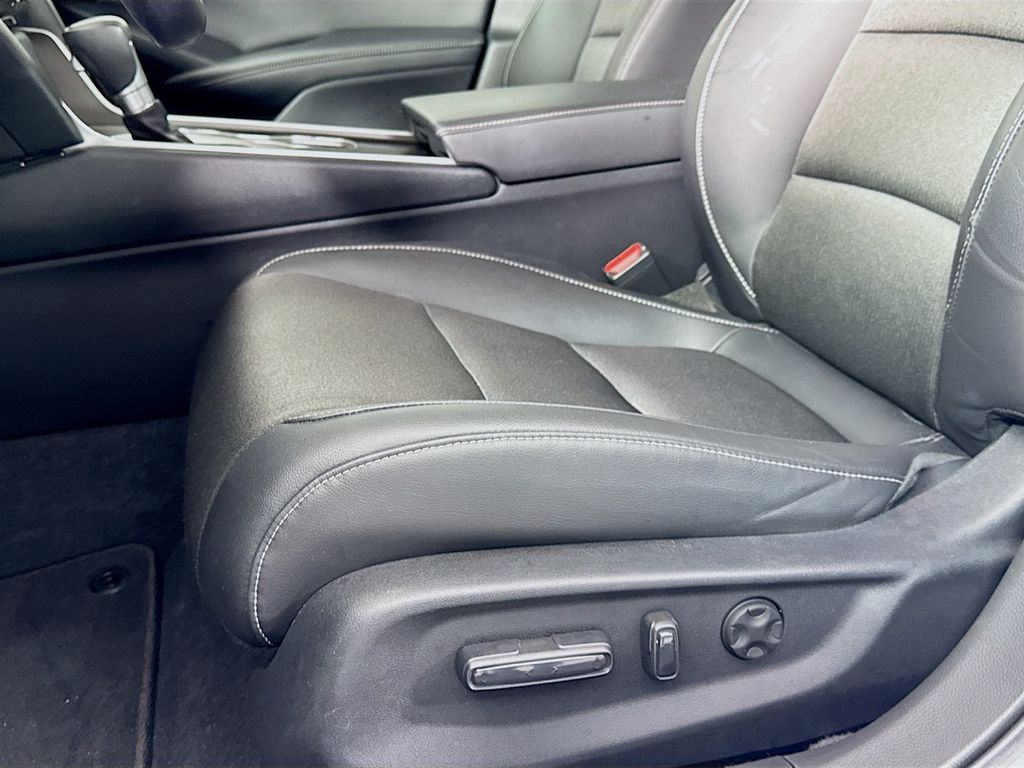 Used Car 2022 Honda Accord  Sport For Sale Under $25,000 In Austin, Texas