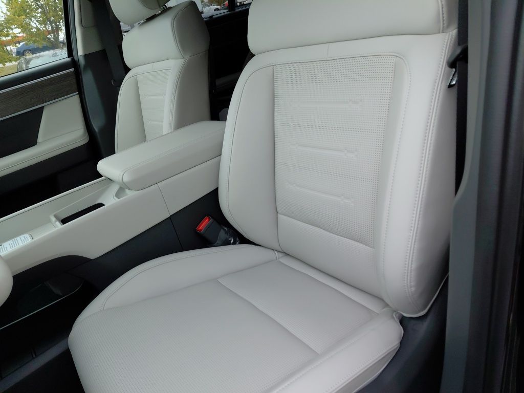 Thumbnail: 2026 Hyundai Santa Fe - 17