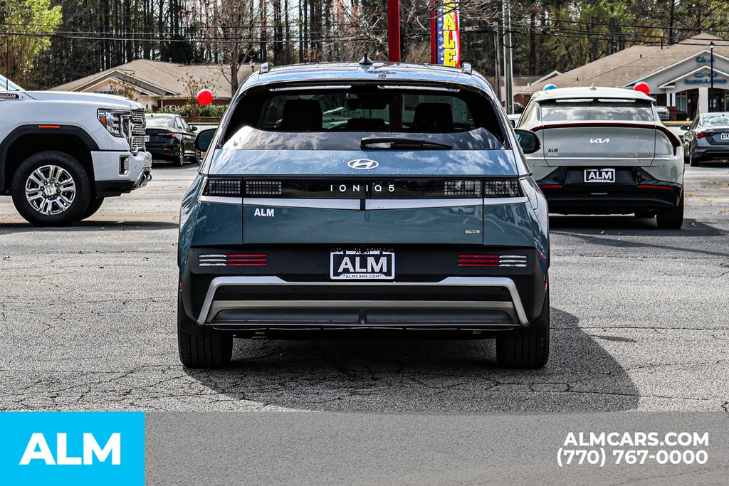 Used 2025 Blue Hyundai SEL image 12