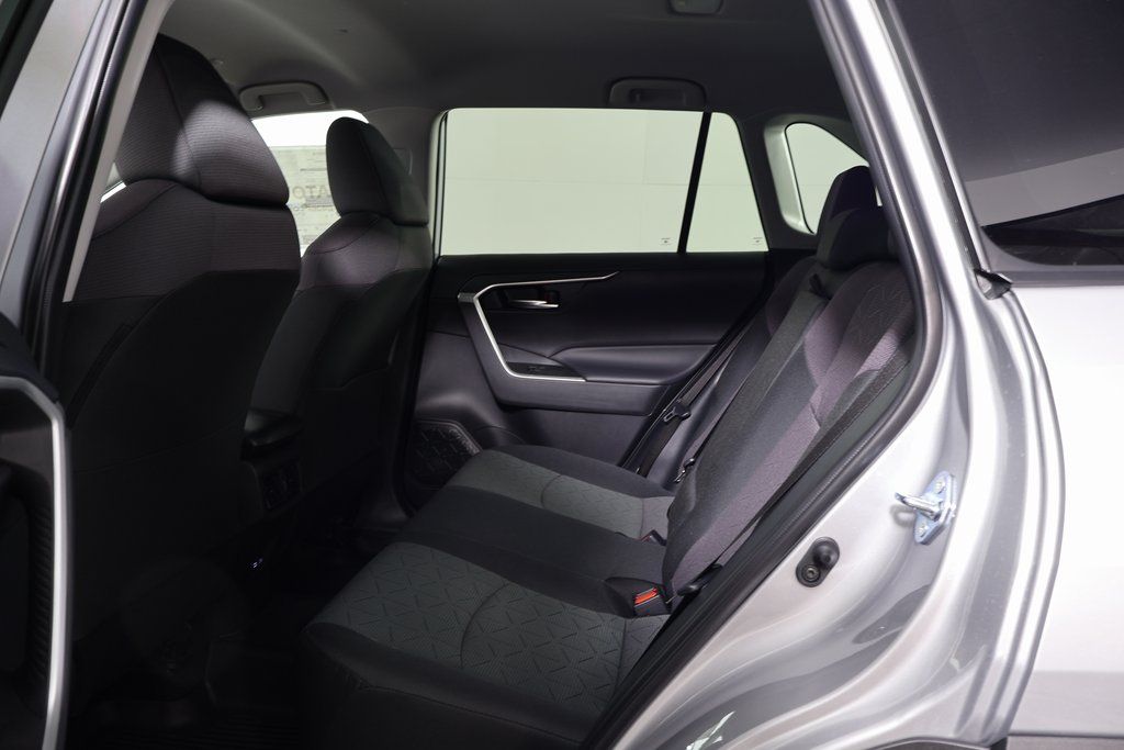 Thumbnail: 2025 Toyota RAV4 - 6