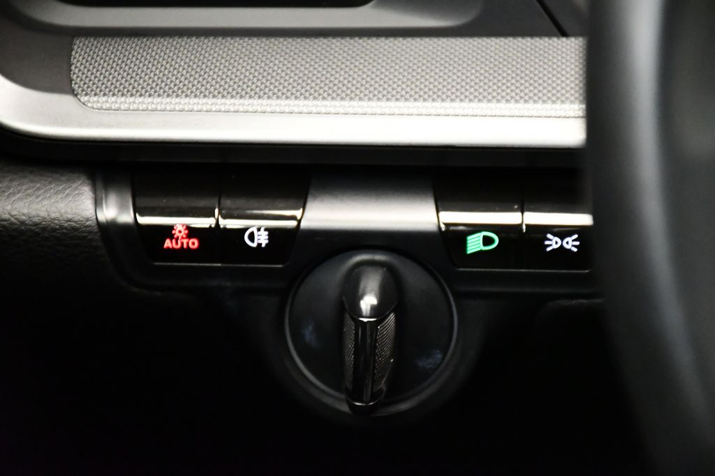 Thumbnail: 2020 Porsche 911 - 23