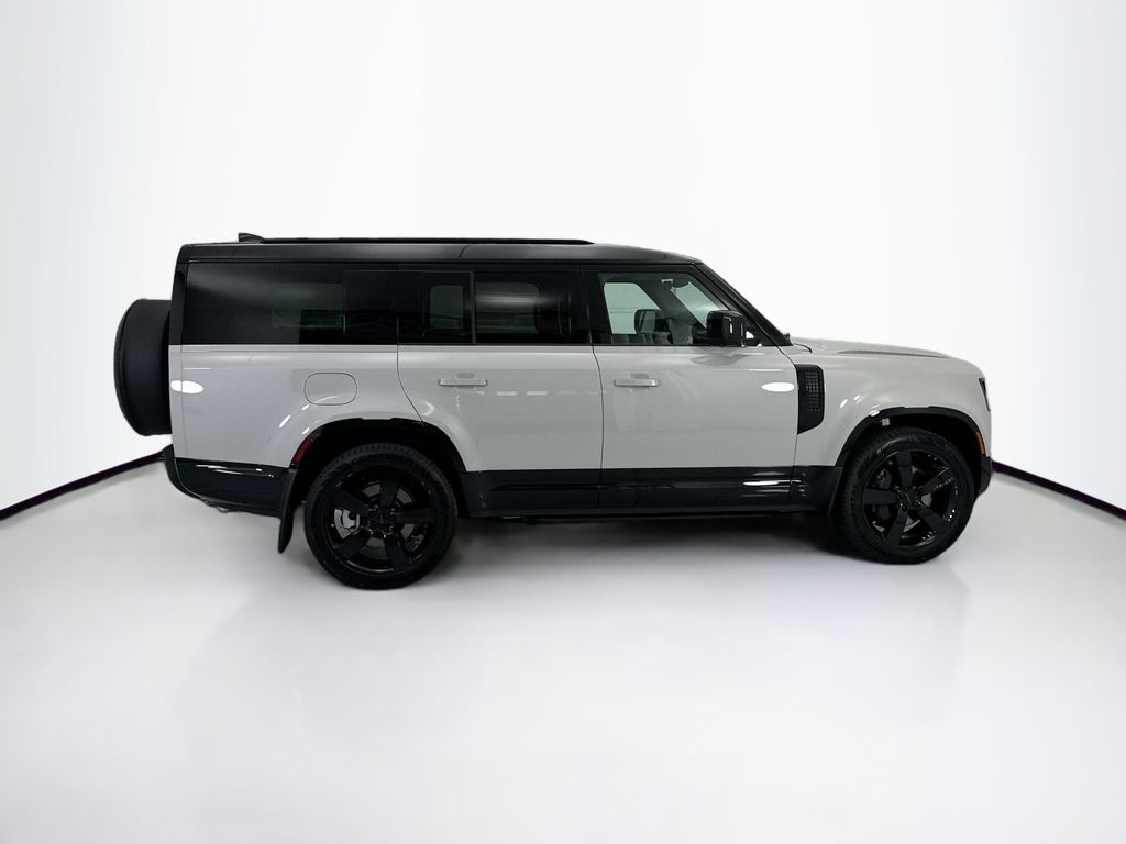 Thumbnail: 2026 Land Rover Defender - 4