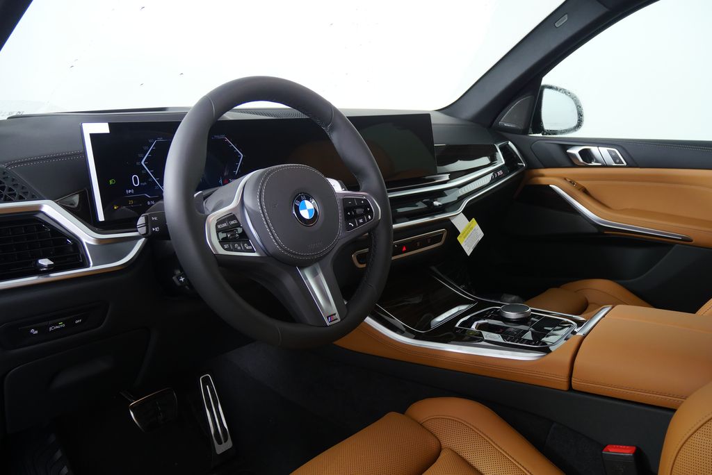 Thumbnail: 2026 BMW X5 - 12