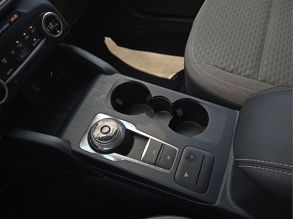 2020 Ford Escape SE - Photo 20