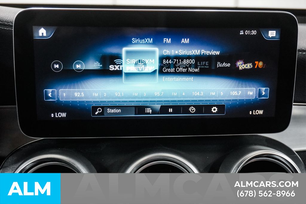 Used 2022 White Mercedes-Benz GLC 300 image 29