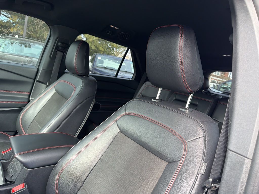 used 2023 Ford Explorer car, priced at $28,600