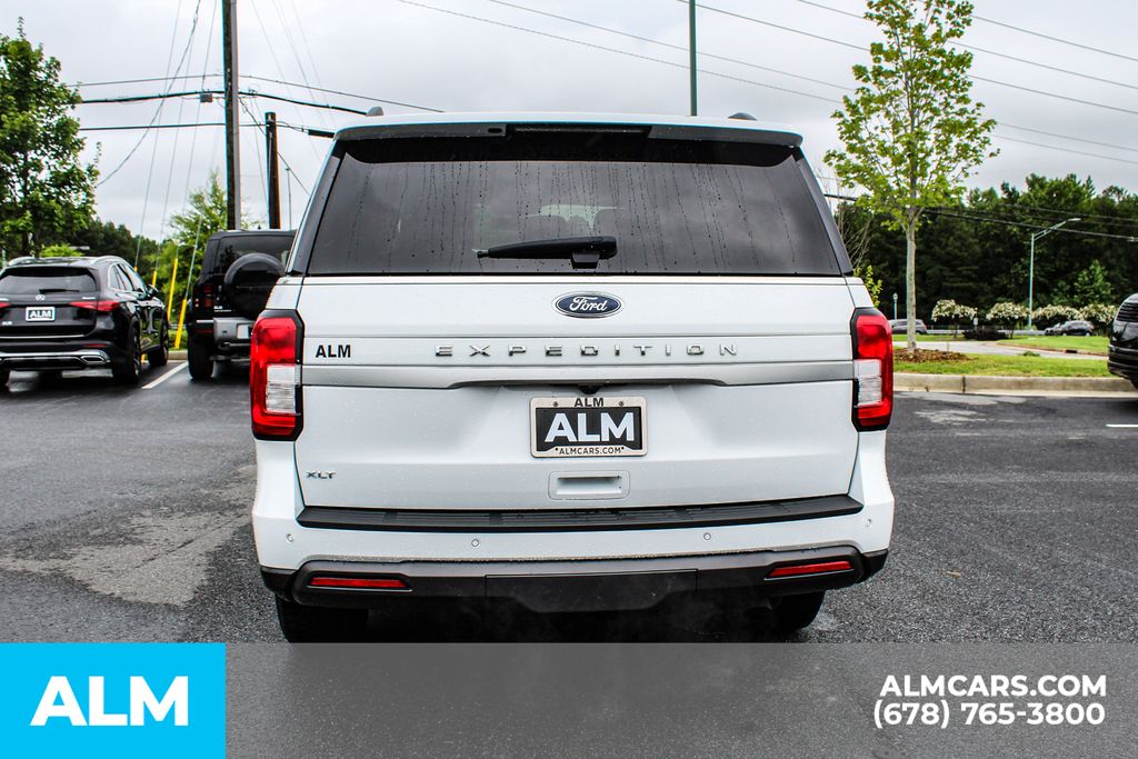 Used 2024 White Ford XLT image 10