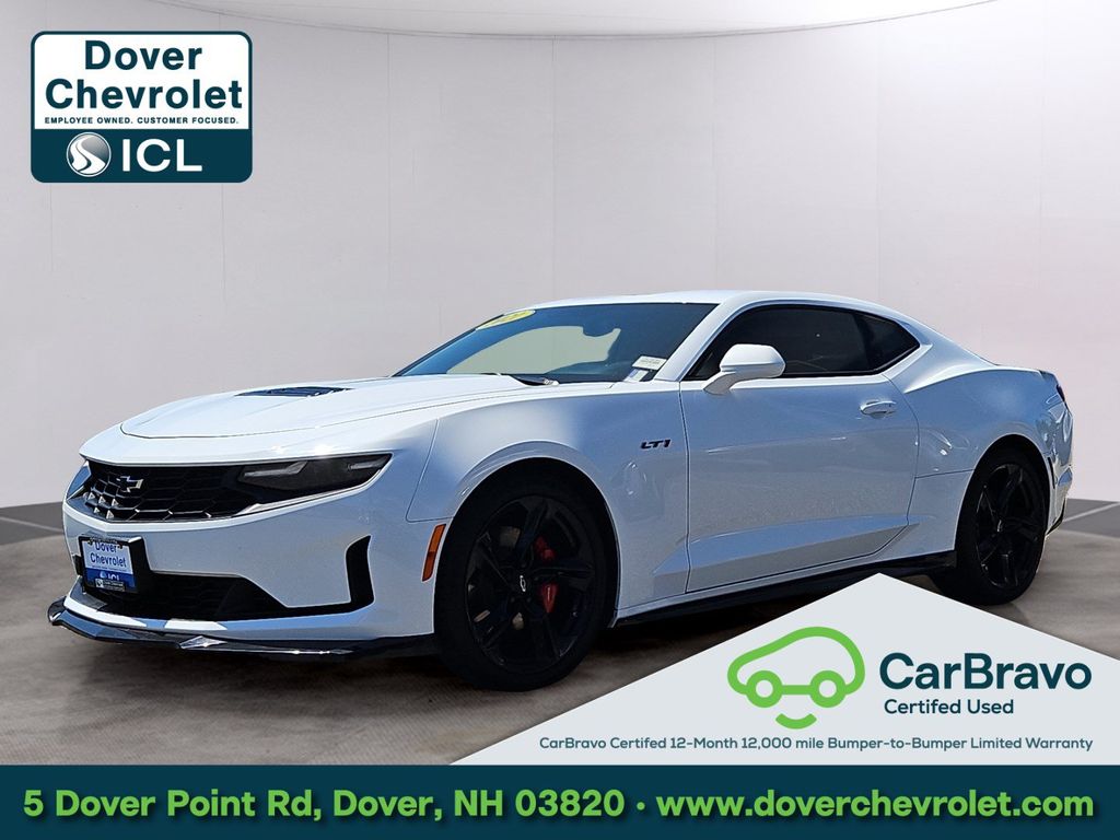 Summit White 2021 Chevrolet Camaro Coupe Rear-Wheel Drive 6-Speed Manual