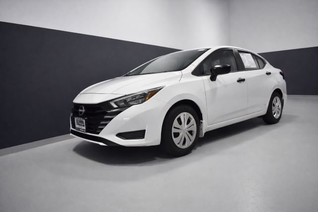 2025 Nissan Versa S FWD