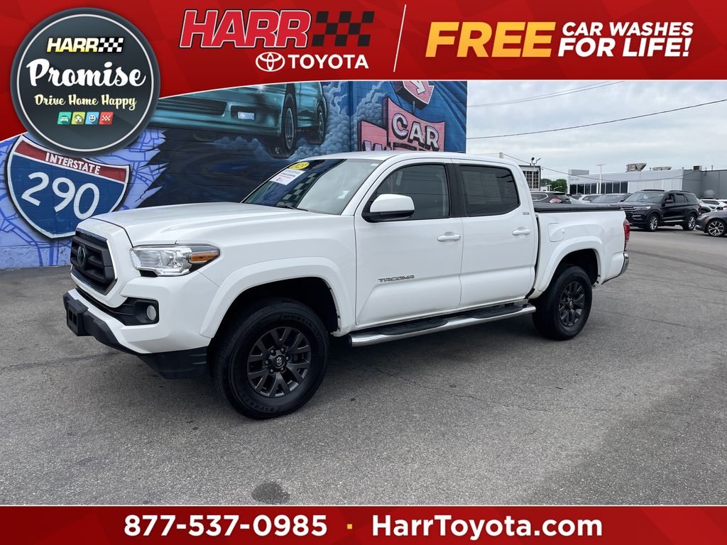 2023 Toyota Tacoma SR5 Double Cab 4WD V6 Auto Short Bed's photo