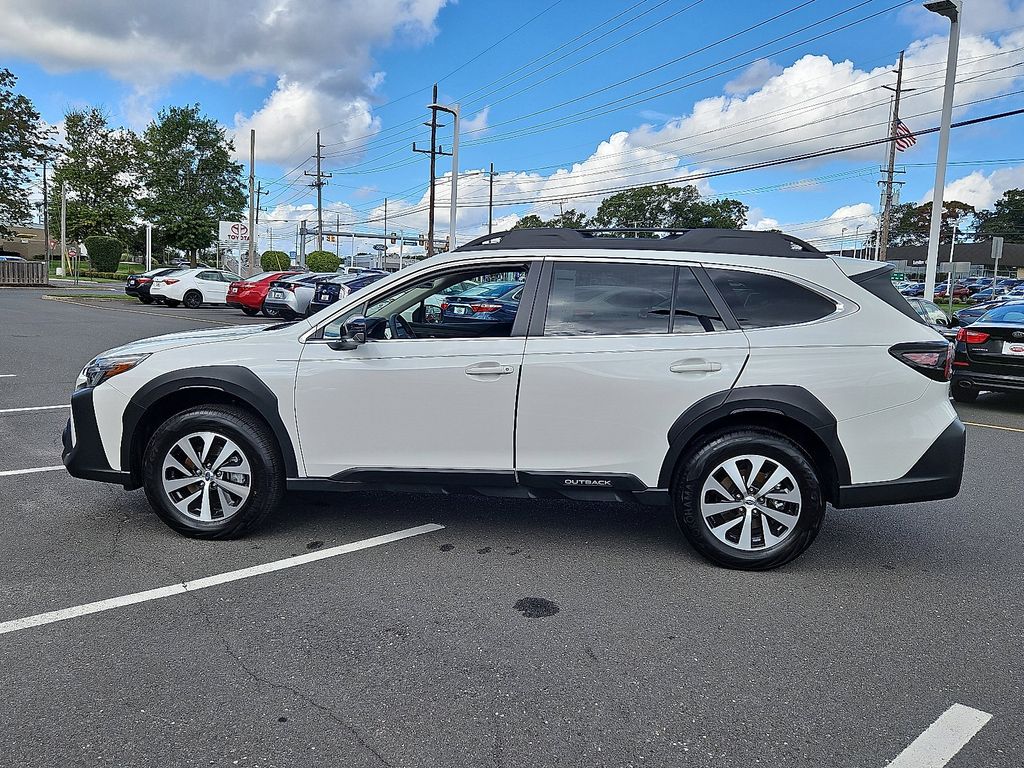 Thumbnail: 2025 Subaru Outback - 8