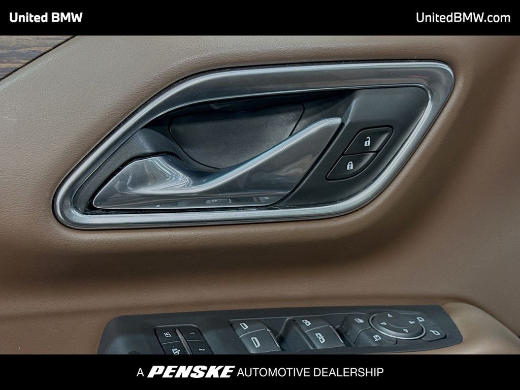 Thumbnail: 2021 Chevrolet Tahoe - 3