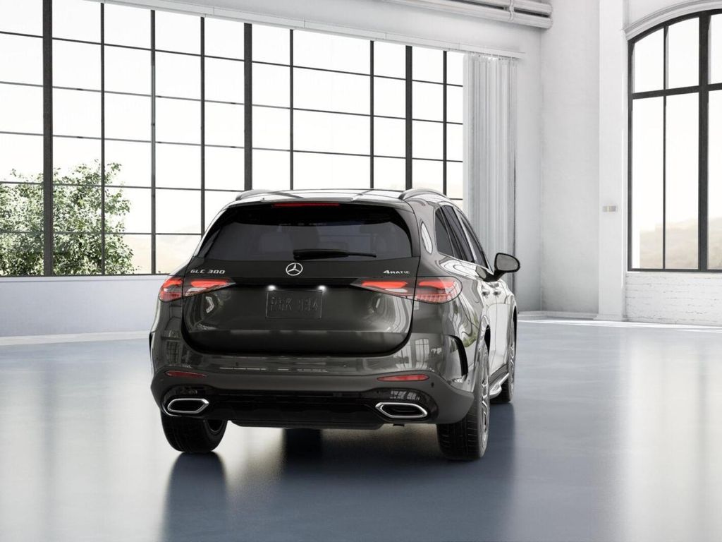 Thumbnail: 2026 Mercedes-Benz GLC - 24