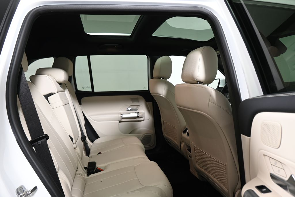 Thumbnail: 2026 Mercedes-Benz GLB - 25