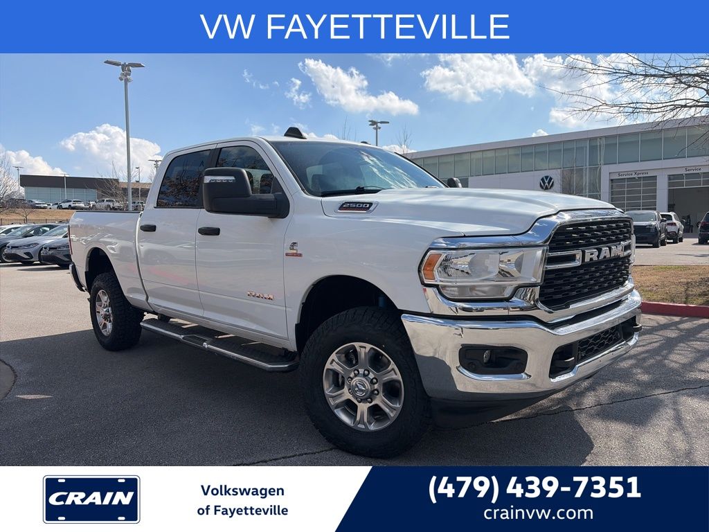 2024 RAM 2500 Big Horn Crew Cab 4WD