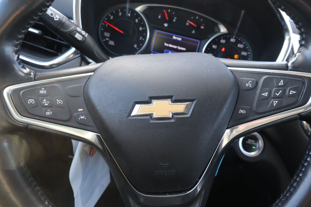 Thumbnail: 2021 Chevrolet Equinox - 18