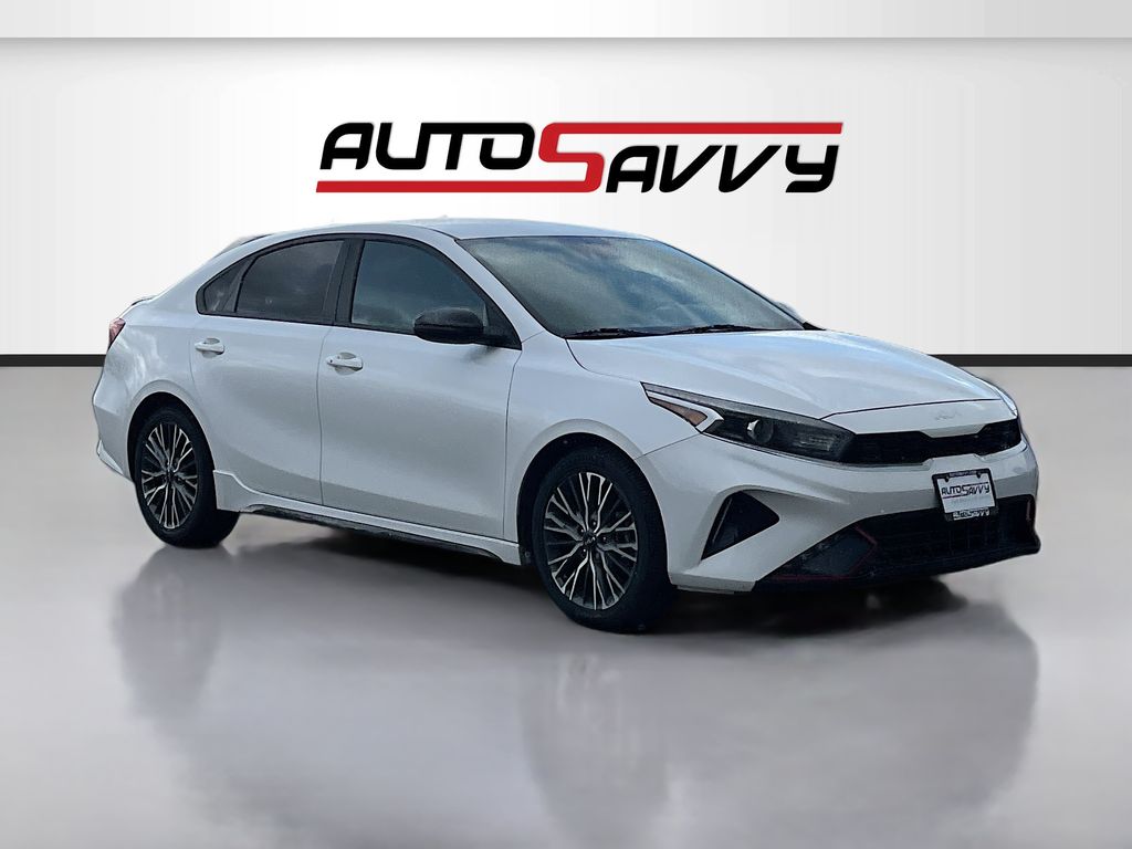 2023 Kia Forte GT-Line AT's photo