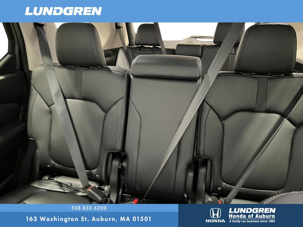 New 2025 Honda Pilot SUV