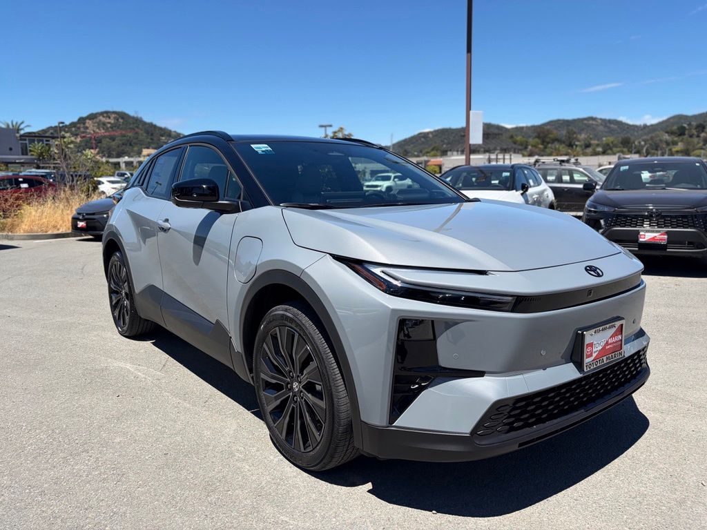 New 2026 Toyota C-HR SUV