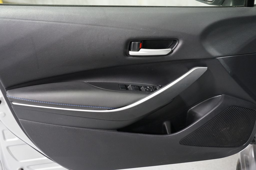 Thumbnail: 2022 Toyota Corolla - 28