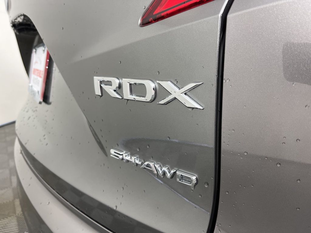 Thumbnail: 2026 Acura RDX - 18