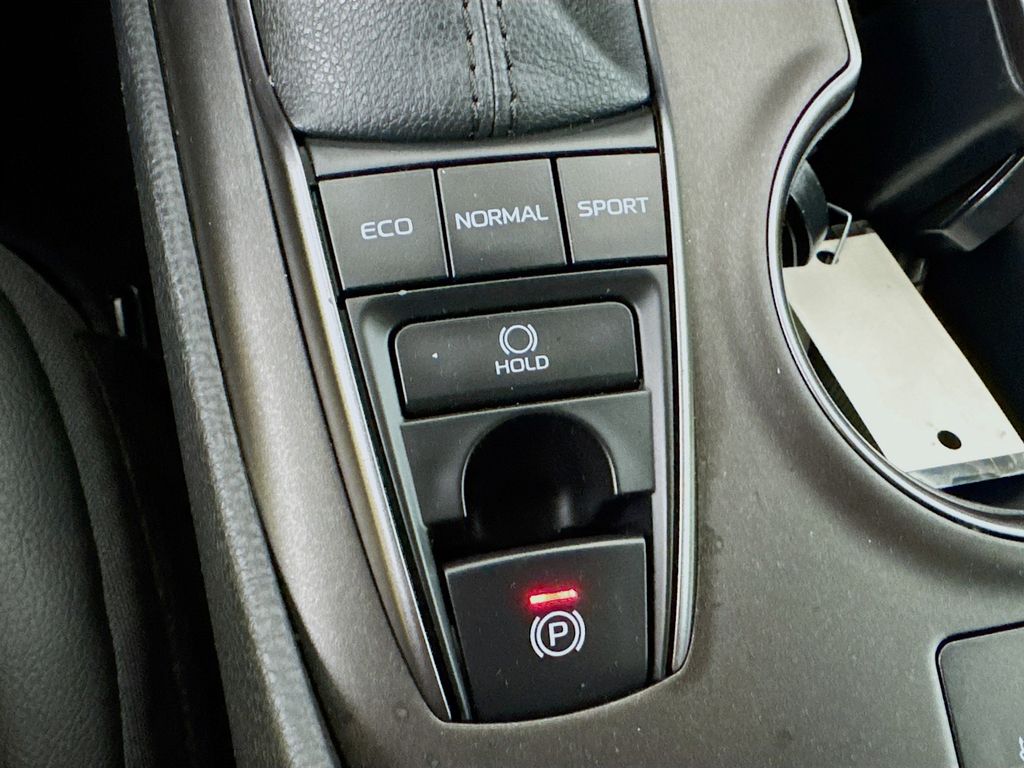 2023 Toyota Camry XSE - Photo 17