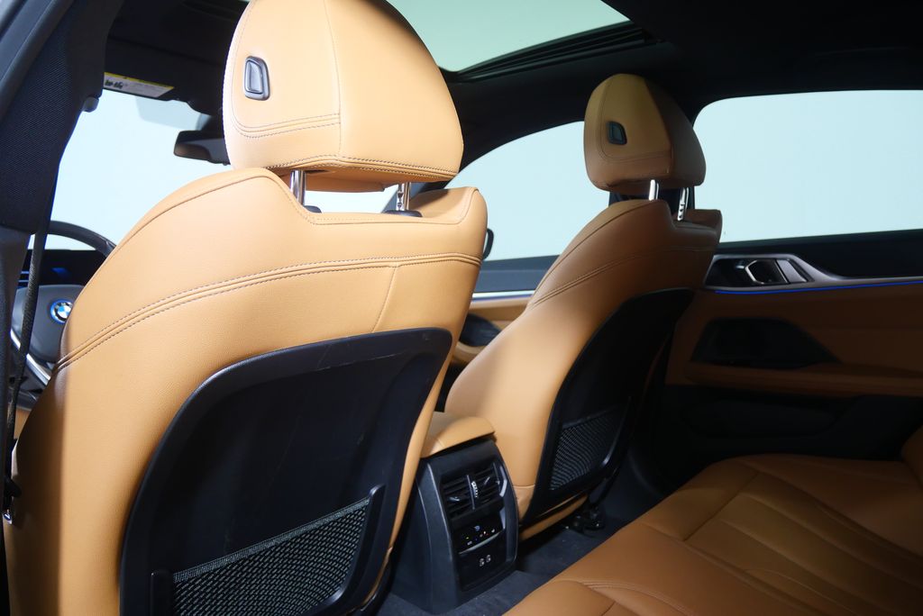 Thumbnail: 2023 BMW i4 - 20