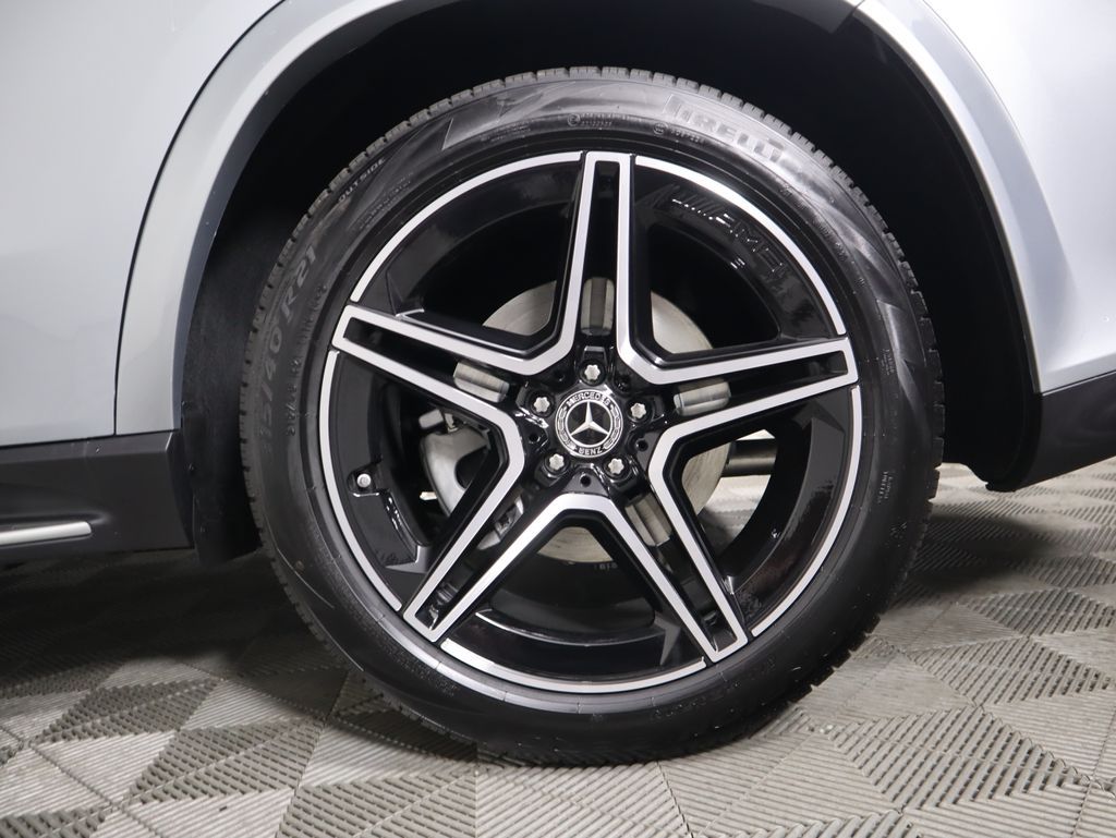 Thumbnail: 2026 Mercedes-Benz GLS - 32