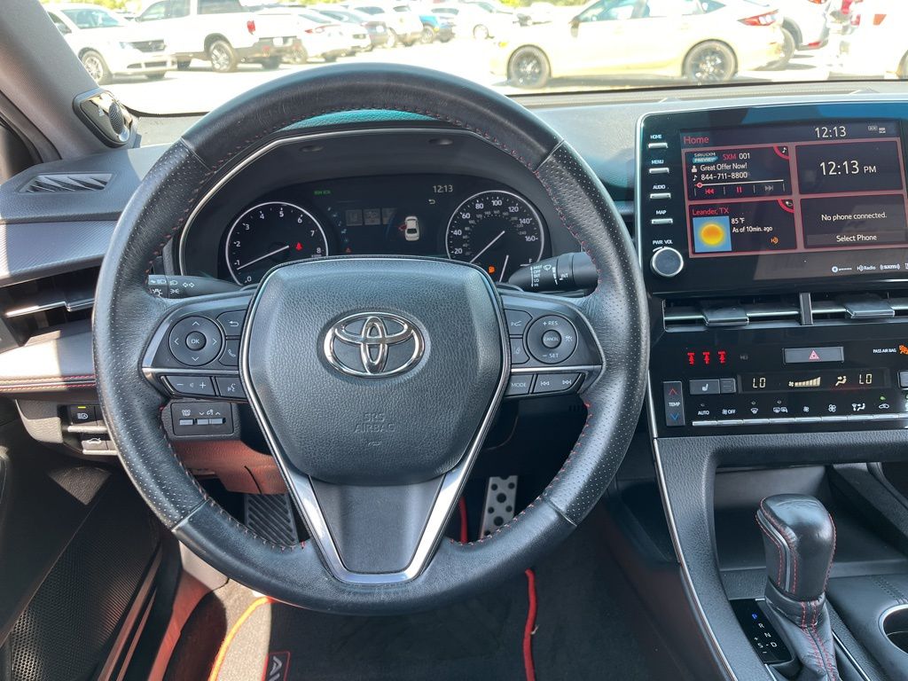 Thumbnail: 2020 Toyota Avalon - 16