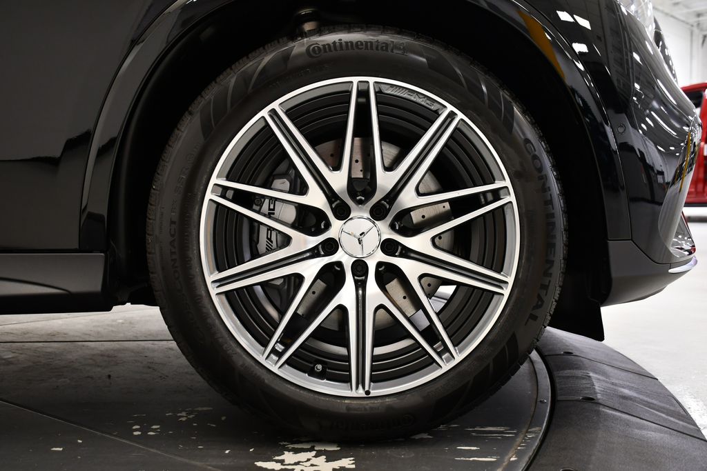 Thumbnail: 2026 Mercedes-Benz GLC - 18