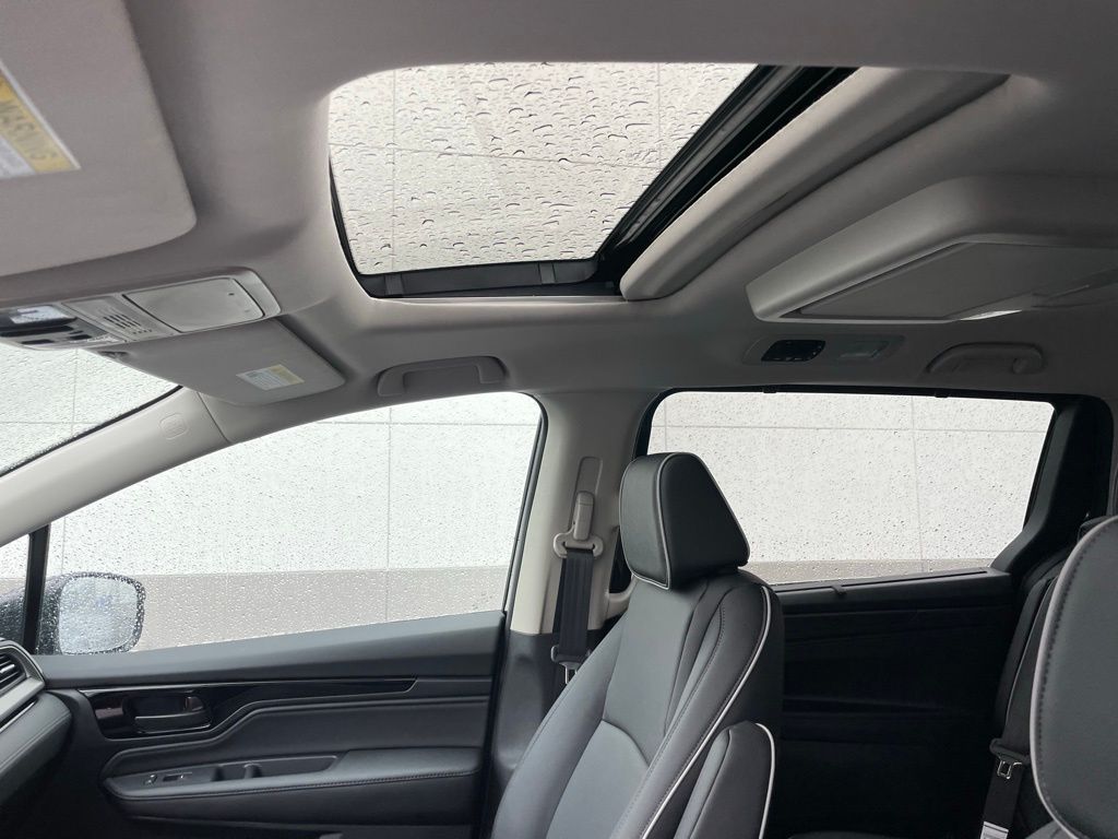 Thumbnail: 2026 Honda Odyssey - 29