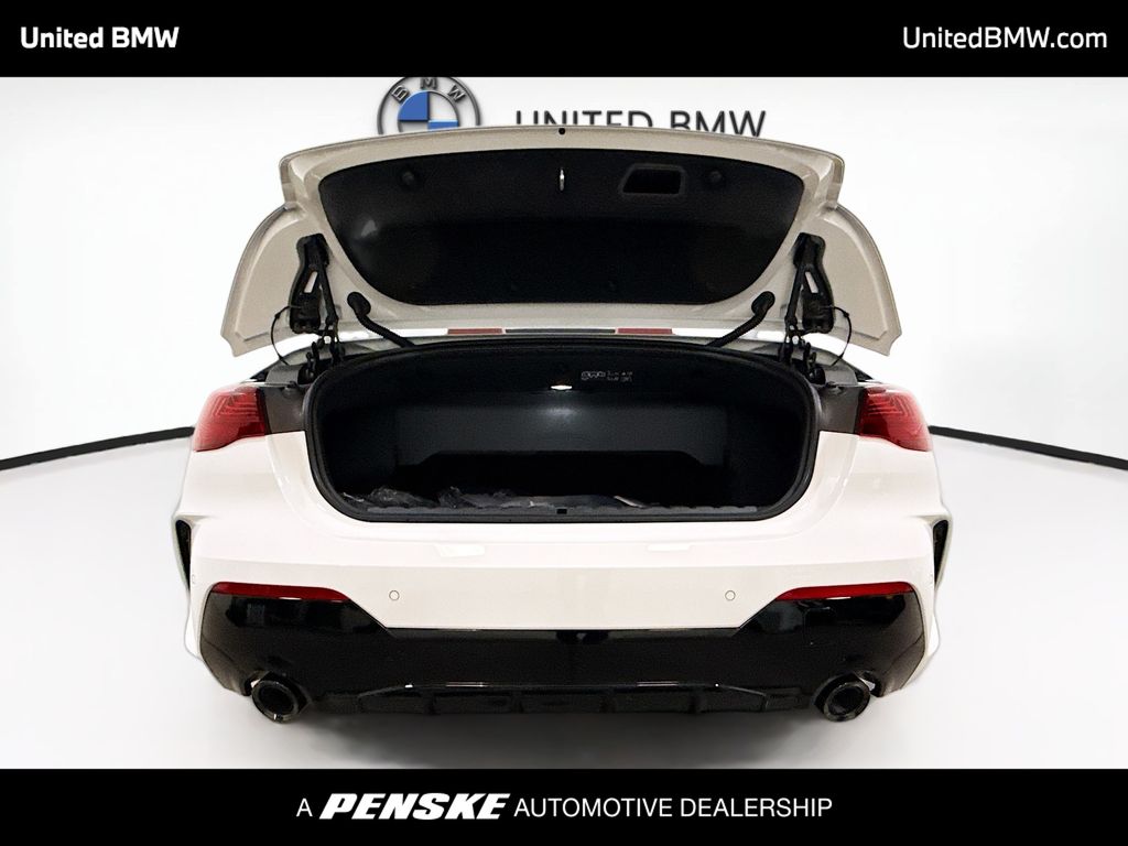 Thumbnail: 2026 BMW 4 Series - 13