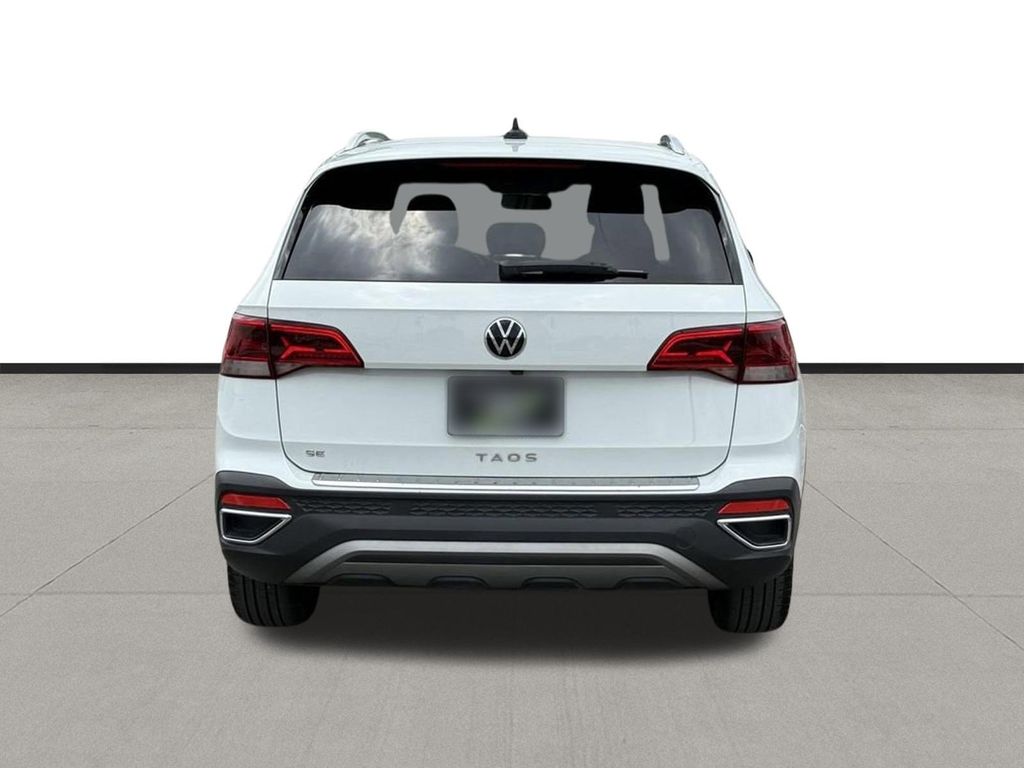 2022 Volkswagen Taos 1.5T SE  at DeMontrond Auto Country