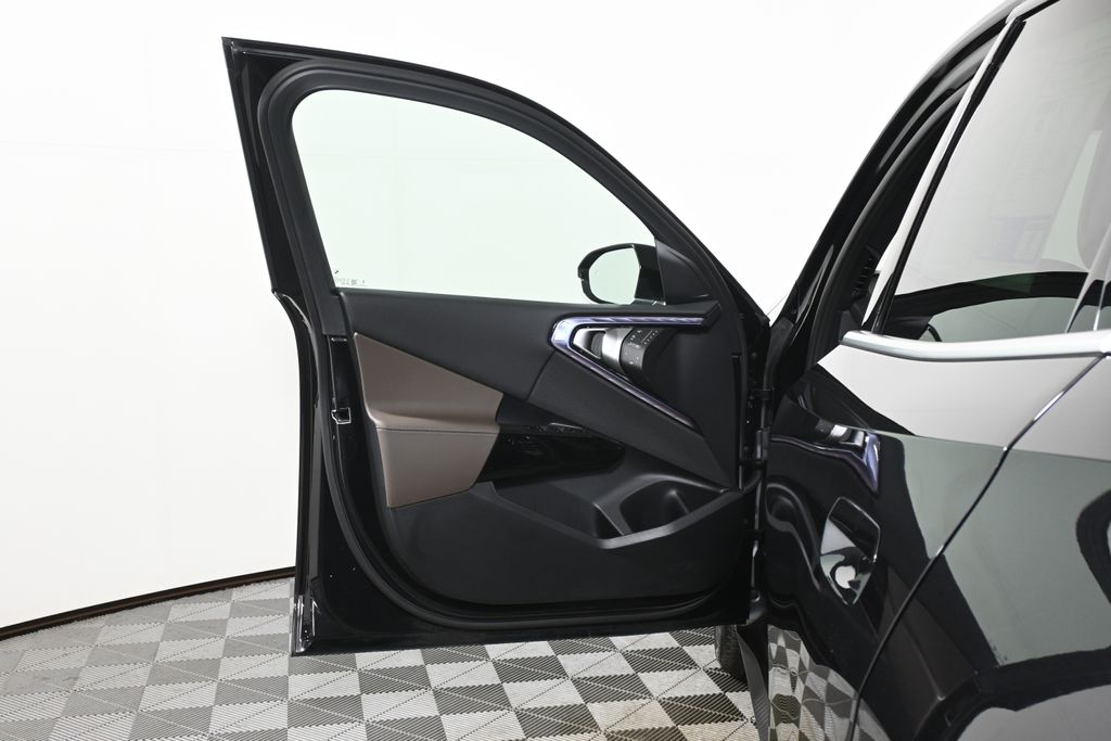 Thumbnail: 2026 BMW X3 - 27