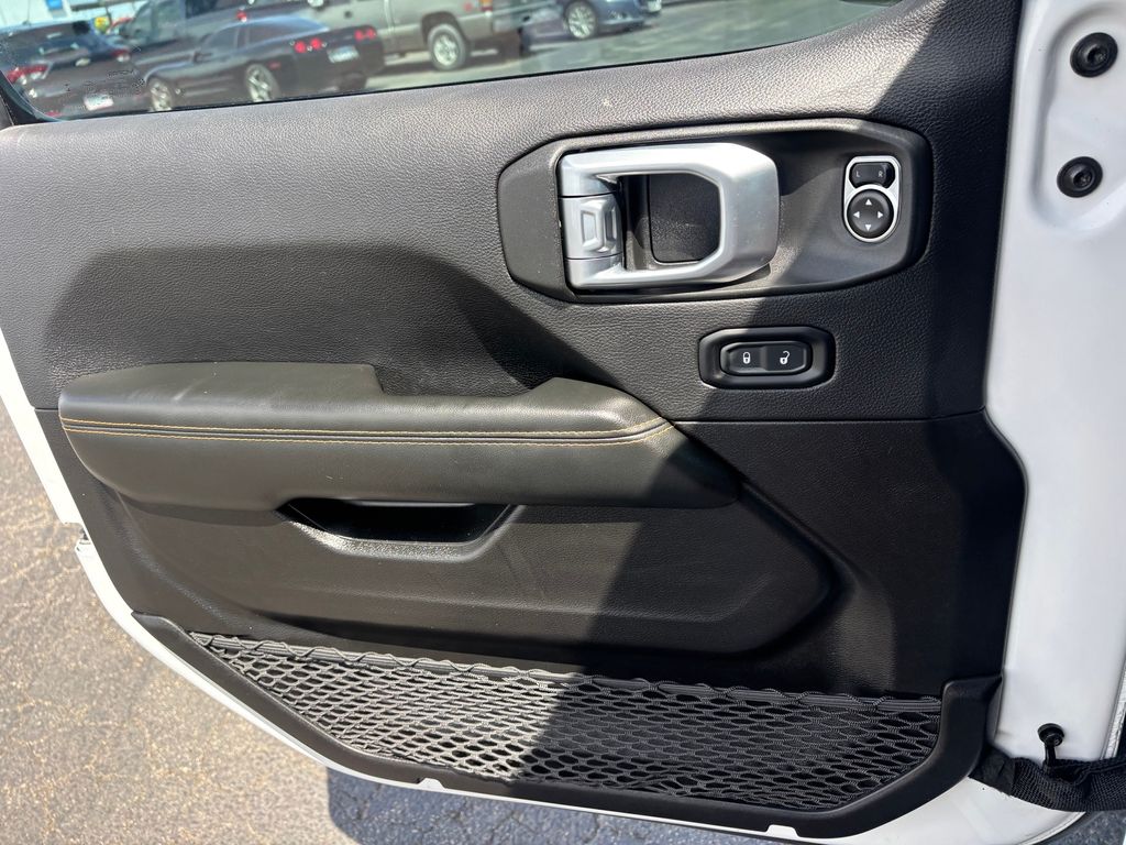 Used Car 2024 Jeep Gladiator  Texas Trail For Sale Under $40,000 In Austin, Texas