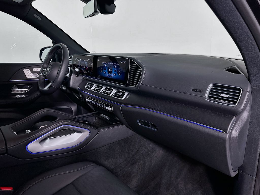 Thumbnail: 2025 Mercedes-Benz GLS - 30