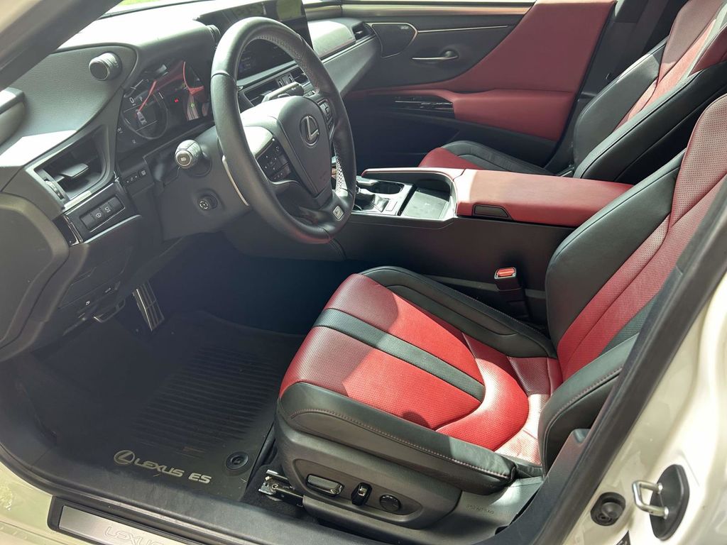 Used 2024 Lexus ES Sedan