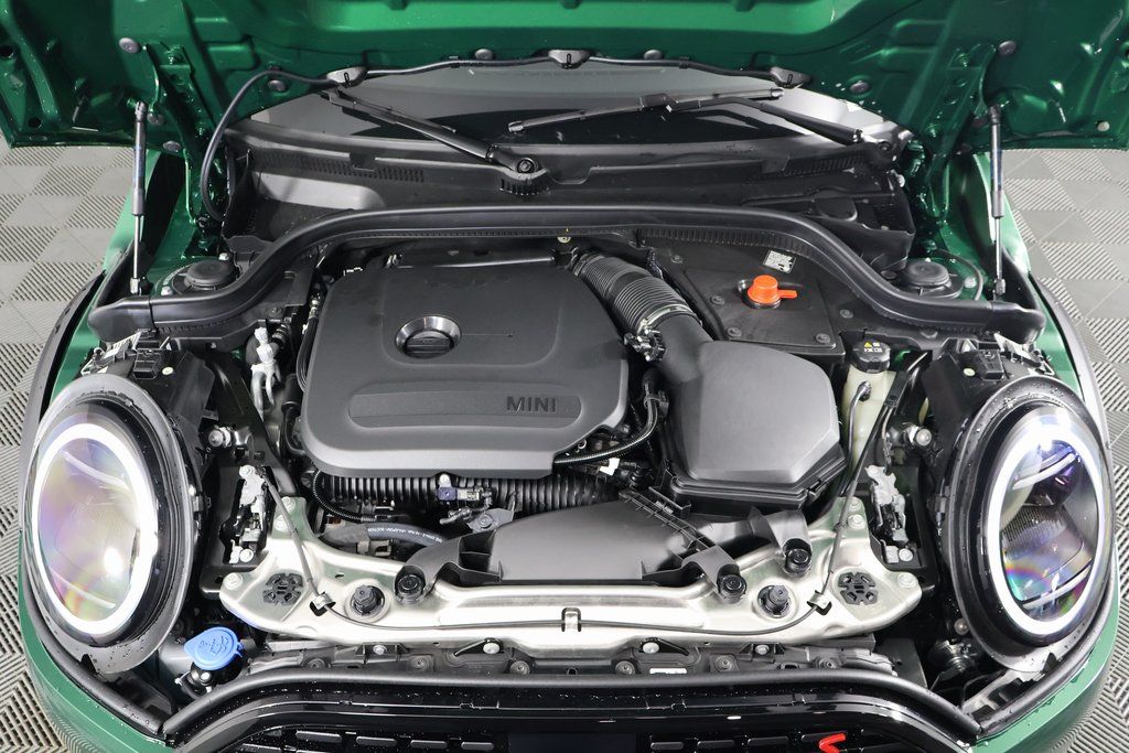 2025 MINI Cooper Hardtop S 9