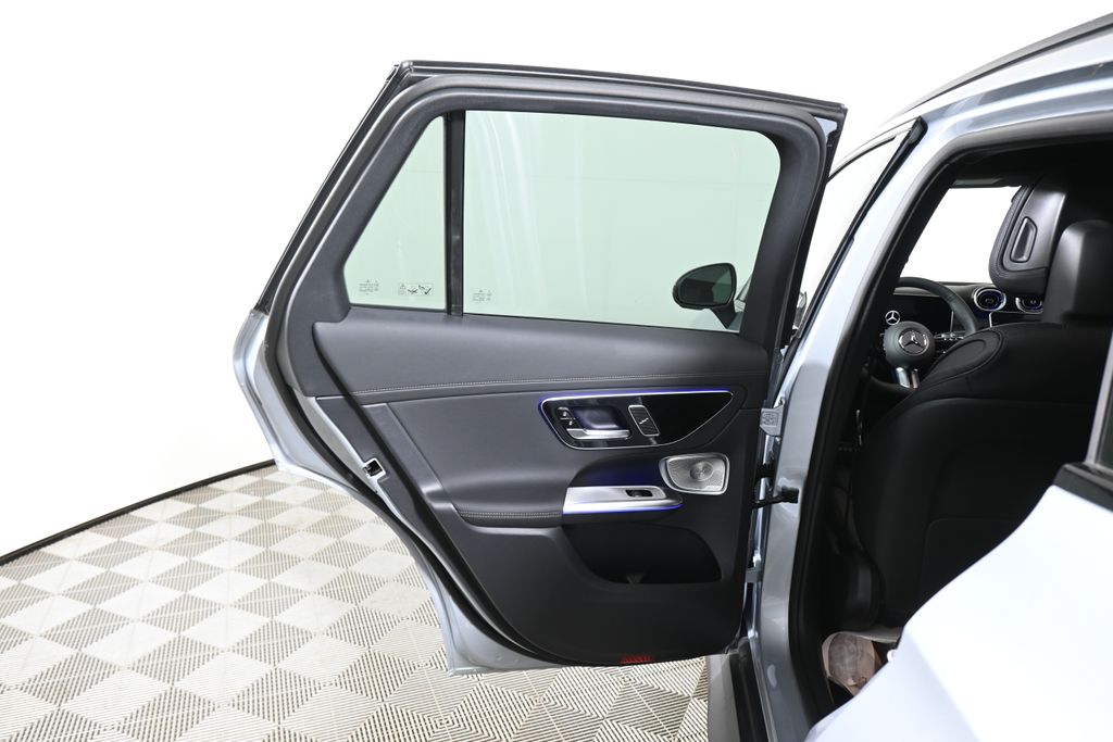 Thumbnail: 2026 Mercedes-Benz GLC - 27